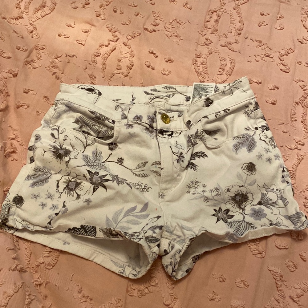 These shorts are cute and same design on the back